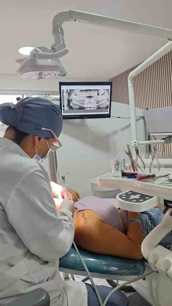 DENTIFAMILY in Bucaramanga, Colombia Reviews from Real Patients Slider image 4