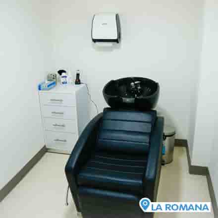 Anatomica Clinic in Higiuey, Dominican Republic Reviews from Real Patients Slider image 5