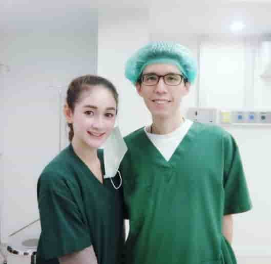 Dr. Oumyos Rattanamahattana in Bangkok, Thailand Reviews from Real Patients Slider image 1