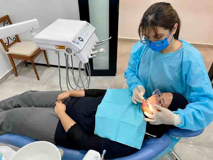 Shiny Teeth Dental in Cyberjaya, Malaysia Reviews from Real Patients Slider image 6