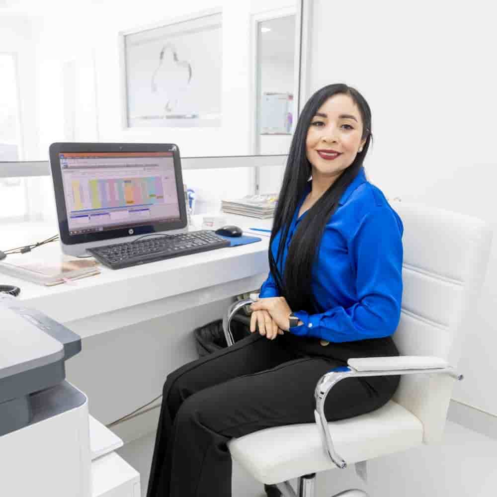 Denticenter in Tijuana, Mexico Reviews from Real Patients Slider image 4