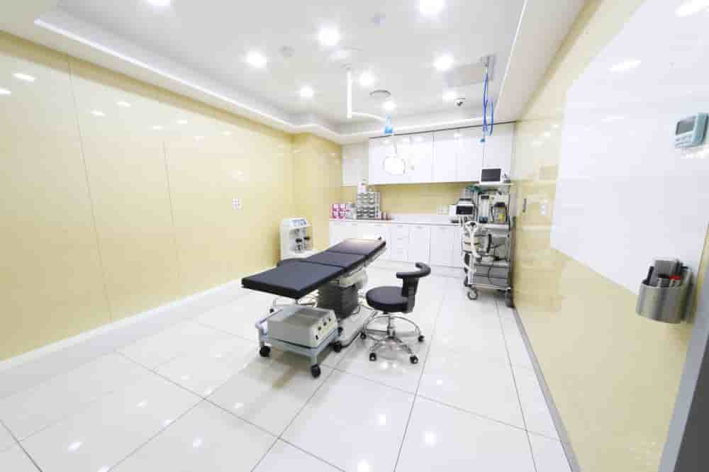 Urban Plastic Surgery in Seoul, South Korea Reviews from Real Patients Slider image 9