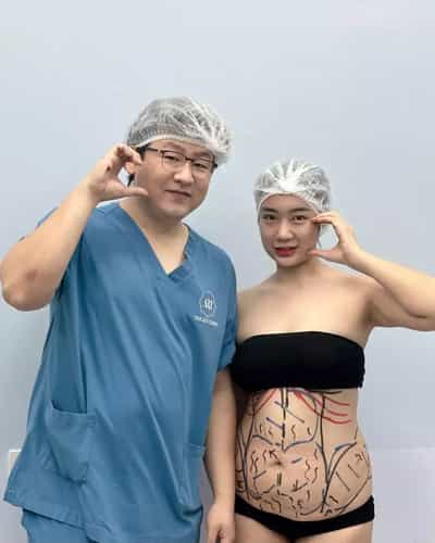 The Art Clinic %e%% Plastic Surgery In Bangkok, Thailand Image