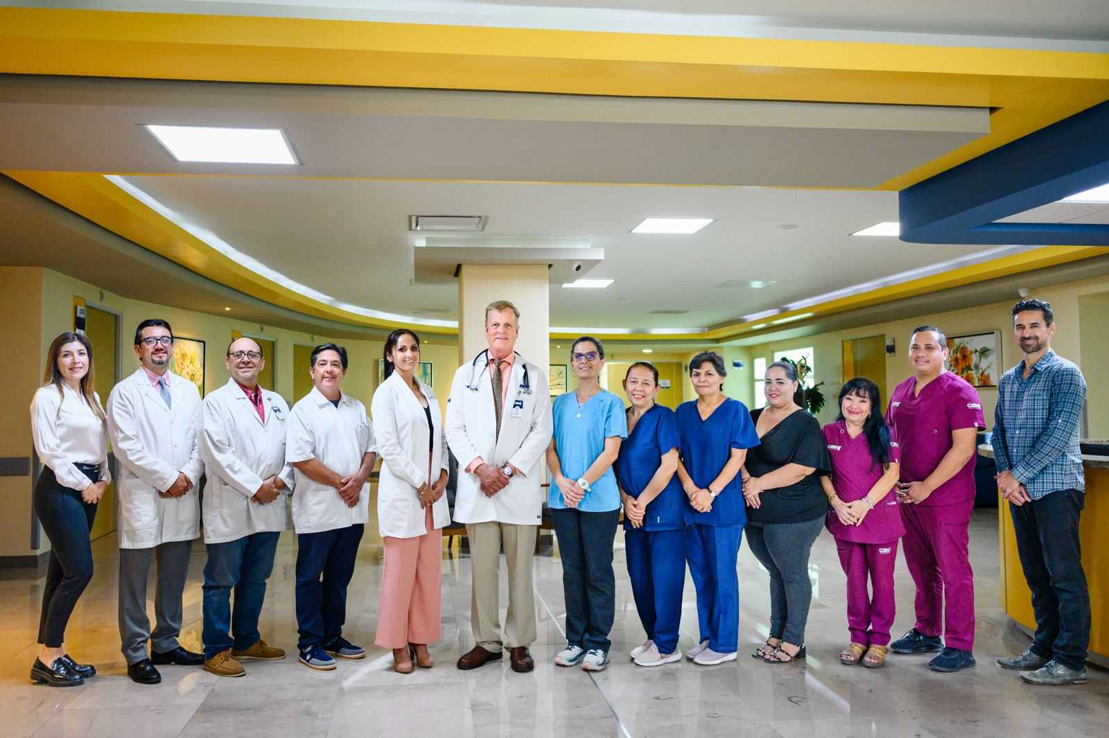 Dr. Max Greig Orthopedic Surgeon in Mexico