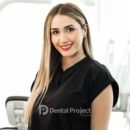 Paola Useche - Cirujano Dentista