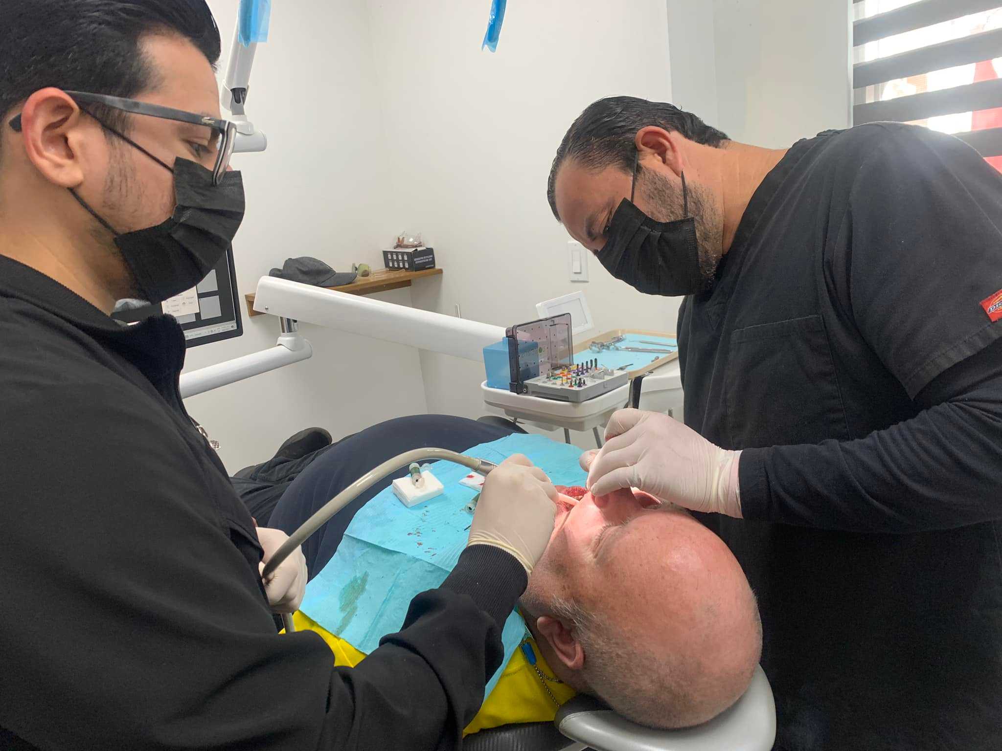 Dental Clinic in Los Algodones