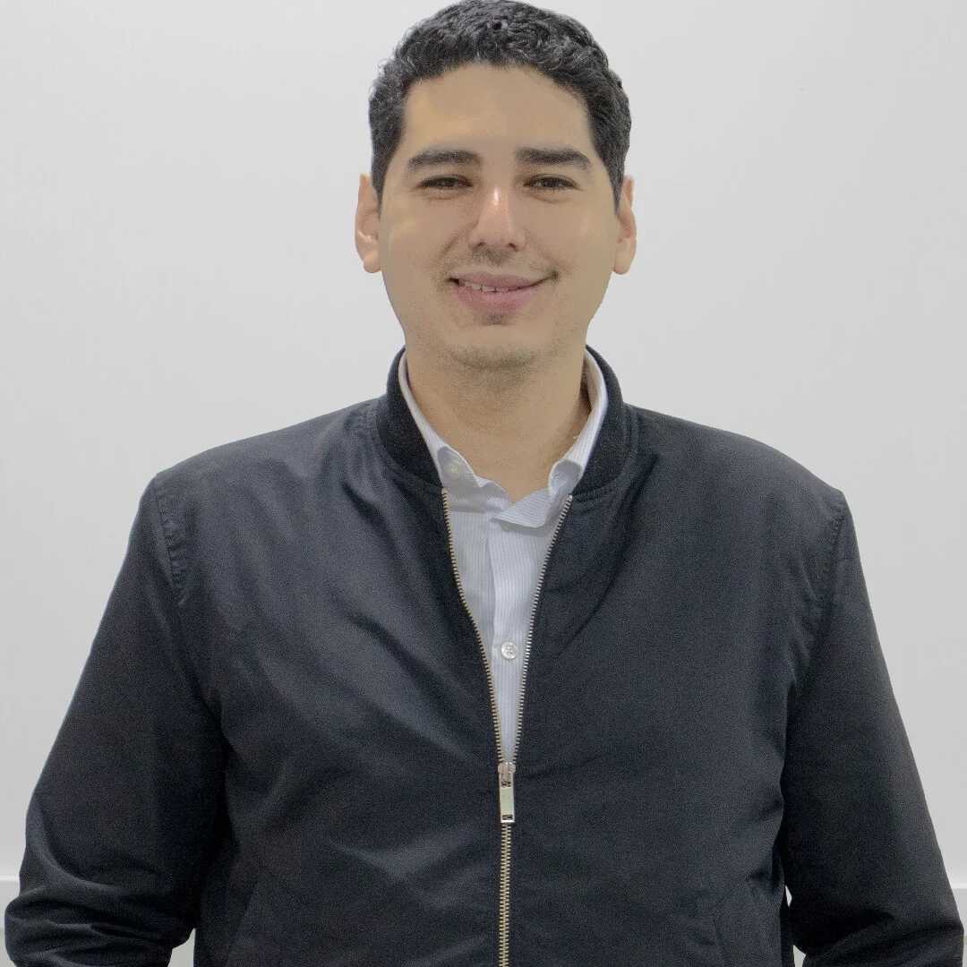 Dr. Gustavo Zúniga MD