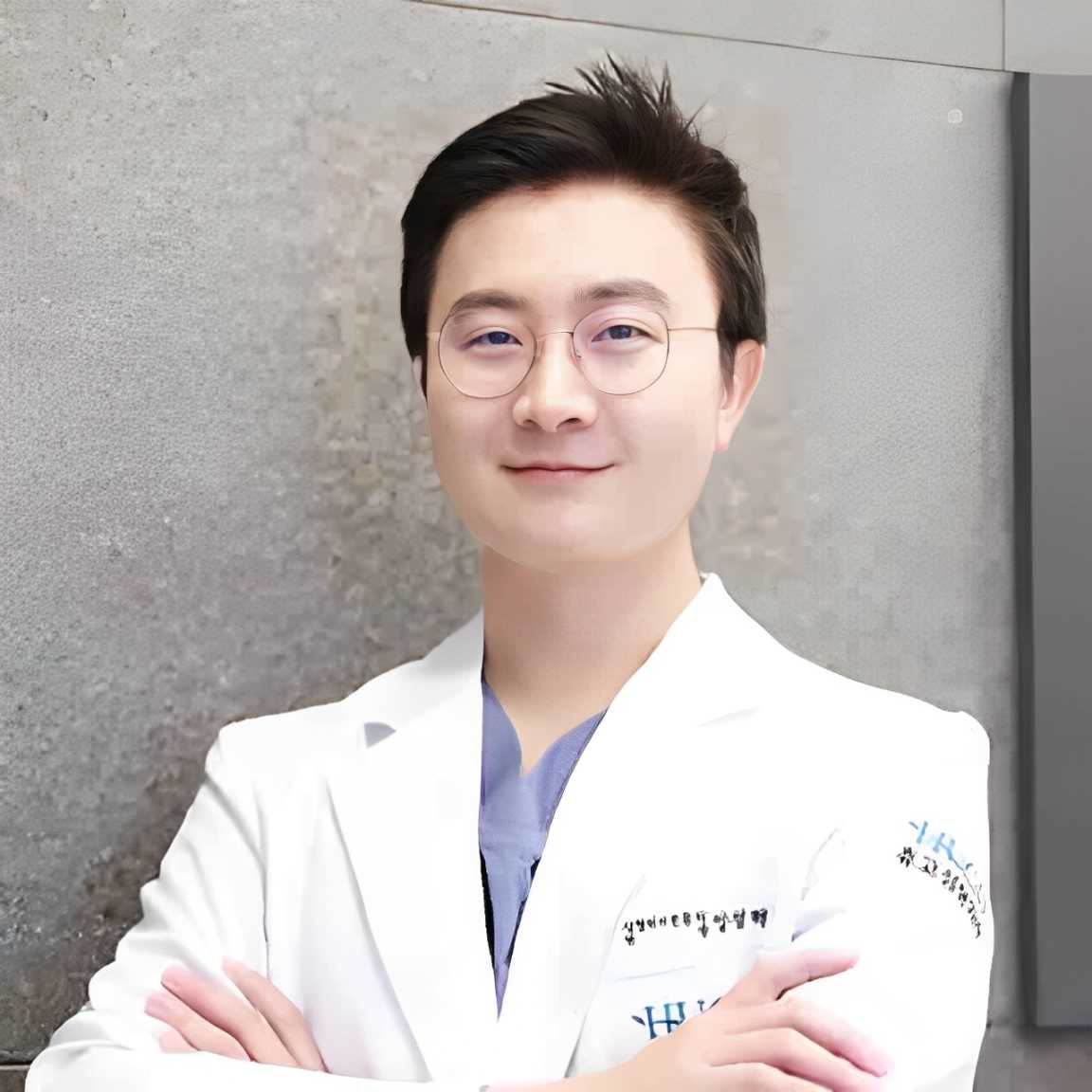 Dr. Yang Seong Hyeok