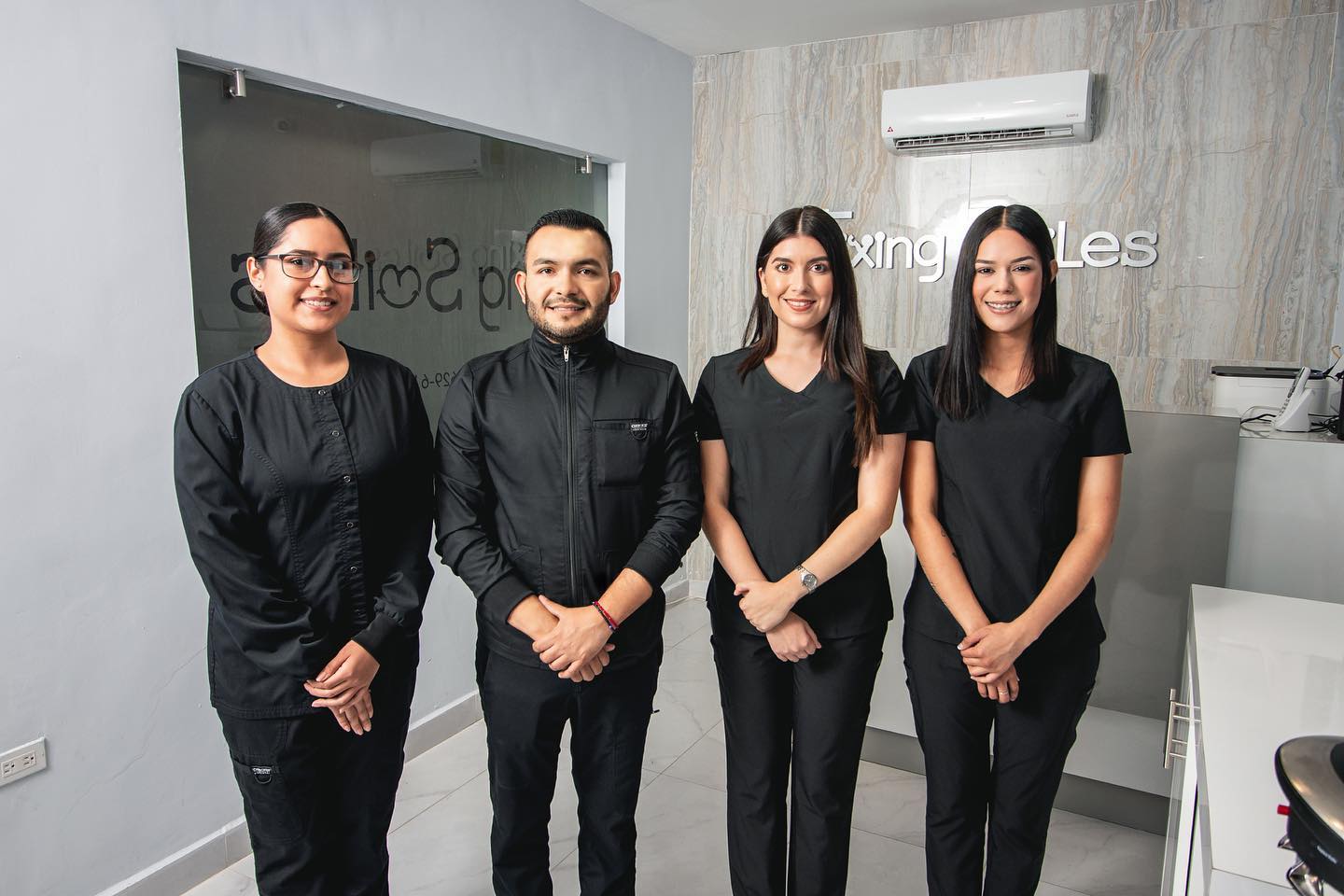 Top Dentists at Fixing Smiles in Mexicali Mexico