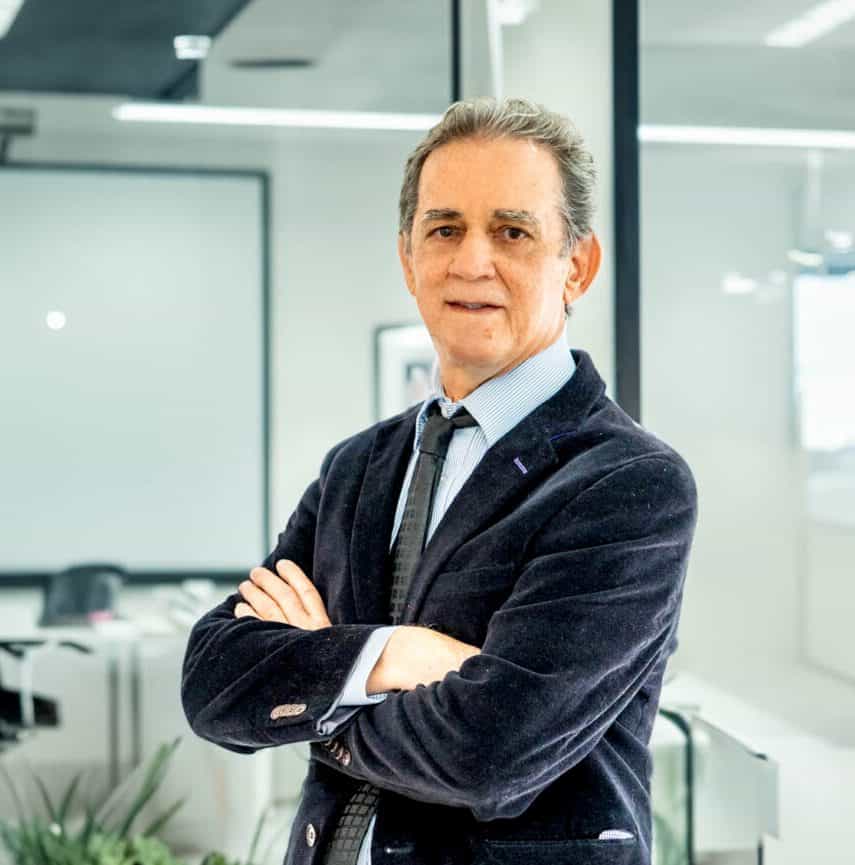 Dr. Carlos Alberto Isaza Mejia