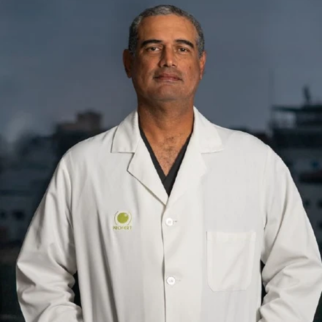 Dr. Victor Montes de Oca, Gynecologist - Obstetrician, Reproductive Medicine