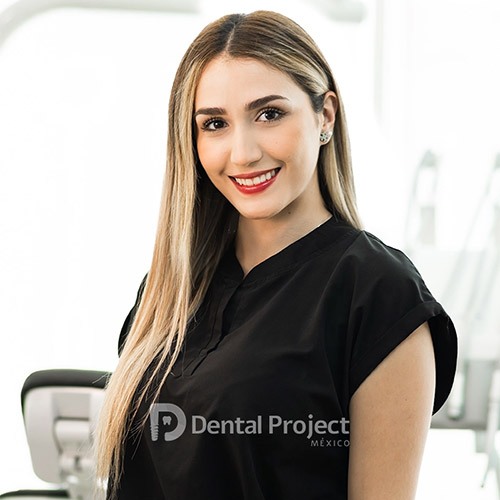 Dra. Paola Useche Dentista en Tijuana México